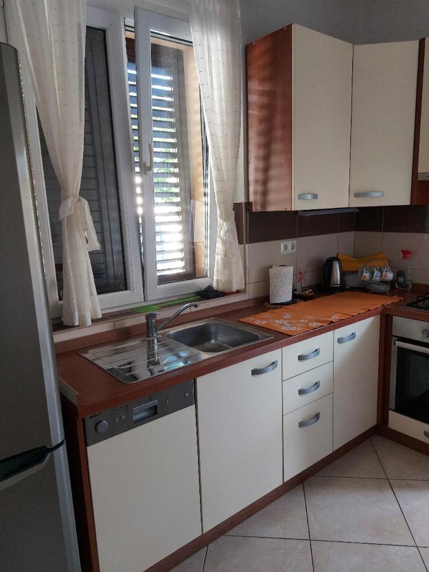 Apartments Nela Jelsa  Chambre photo